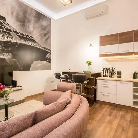Bródy Holiday-calm&comfort With Two Double Bed * Budapeste